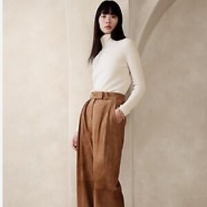 Banana Republic Cream Turtleneck Sweater